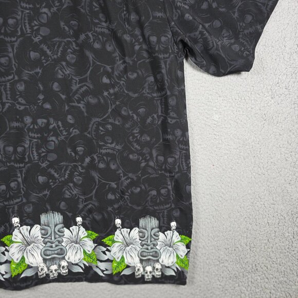 Vintage Shirt Mens Large Black Floral Baggy Loose Xtreme Gear Y2K Skulls NWT - Picture 7 of 15
